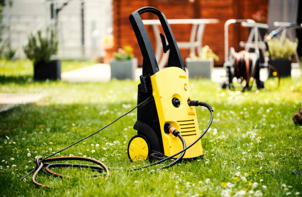 Best Pool Deck Cleaning  in Rainbow Park, FL
